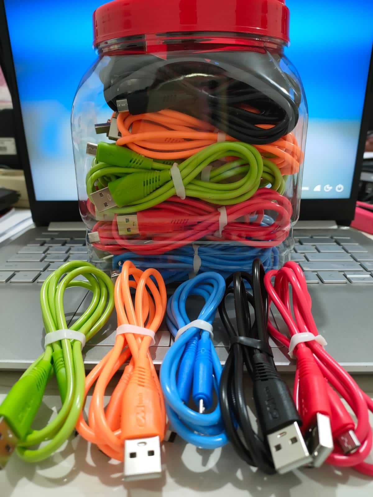 KABEL DATA GM AUTHENTIC WARNA